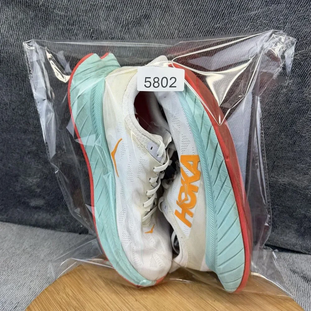 Hoka One One hoka one